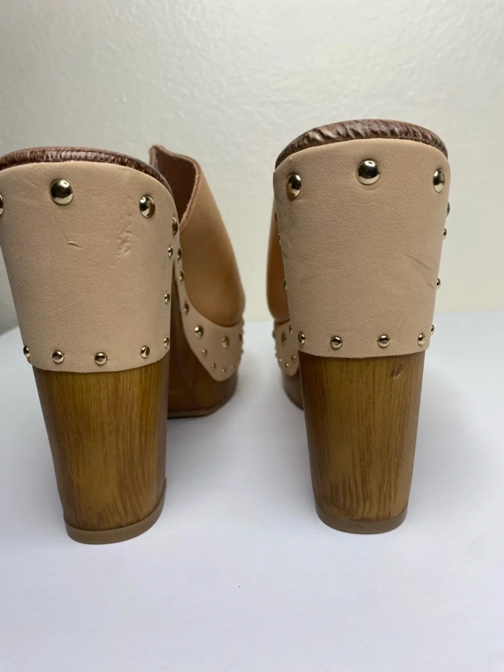 Chinese Laundry Women's Tan Leather Studded Platform Peep Toe Mules - Picture 7 of 14